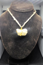 Load image into Gallery viewer, Yellow calcite butterfly