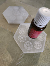 Load image into Gallery viewer, Chakra plates