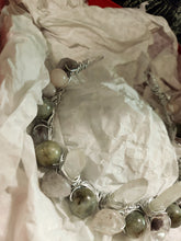 Load image into Gallery viewer, Devine balance