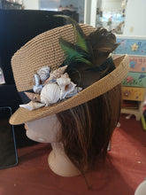 Load image into Gallery viewer, Ancestral tail