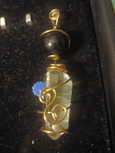 Load image into Gallery viewer, Obsidian mirror portal