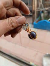 Load image into Gallery viewer, Fidget earrings