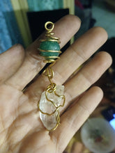 Load image into Gallery viewer, Golden transmutational Heart portal