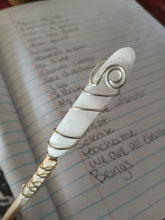 Load image into Gallery viewer, Selenite spirals