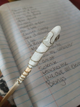 Load image into Gallery viewer, Selenite spirals