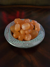 Load image into Gallery viewer, Orange selenite eggs
